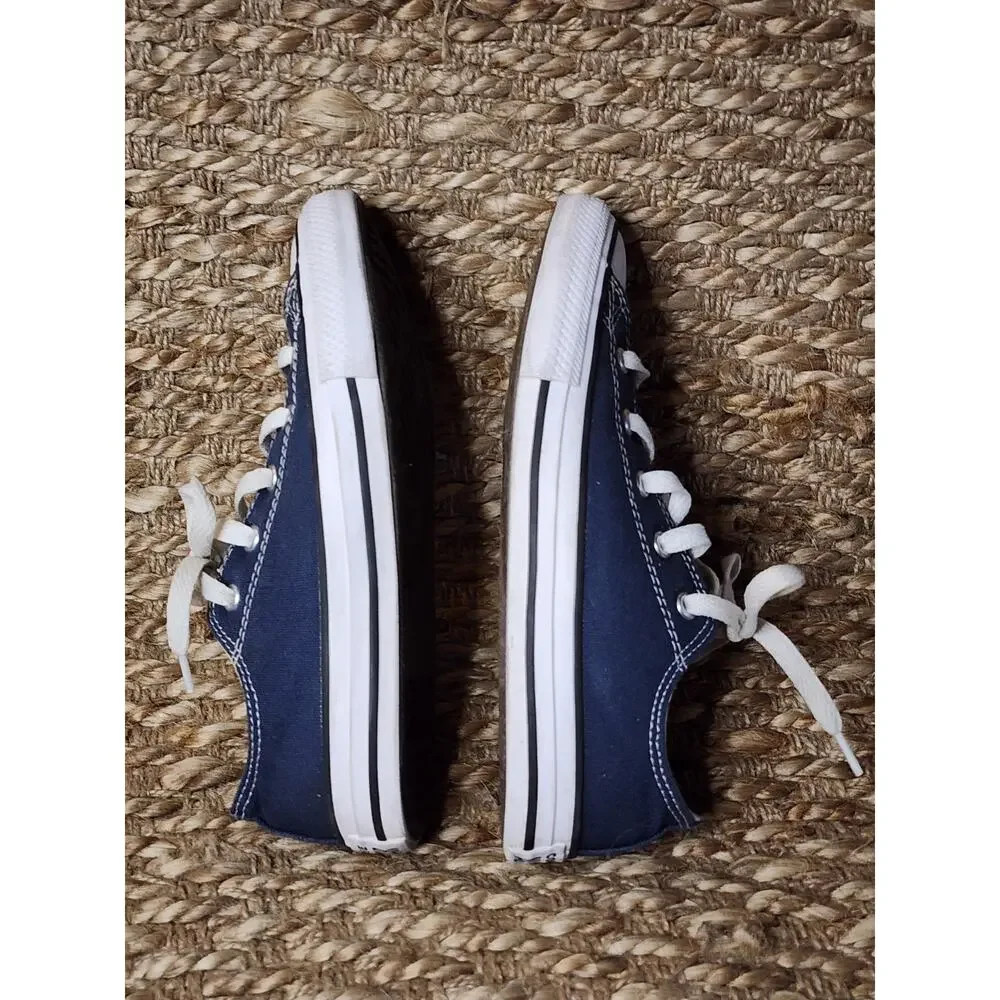 Converse Chuck Taylor All Star Shoes Youth Size 2 Blue Canvas Low Top Classic